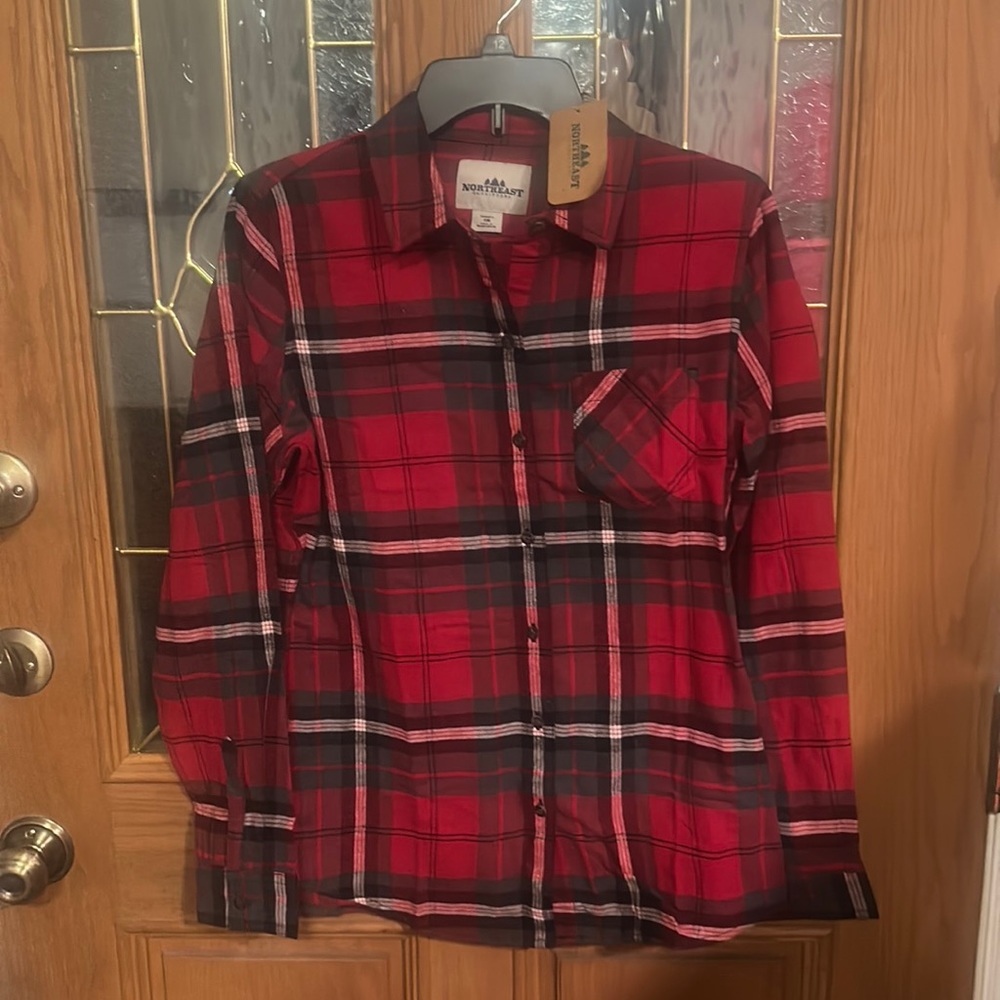 NORTHEAST OUTFITTERS CLASSIC LIGHTWEIGHT FLANNEL:RED/BLACK PLAID: NWT: S